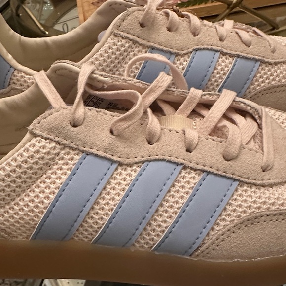 🆕 Adidas Barreda Decode Women's Beige and Light Blue Sneakers. BRAND NEW w/o box - Picture 7 of 11